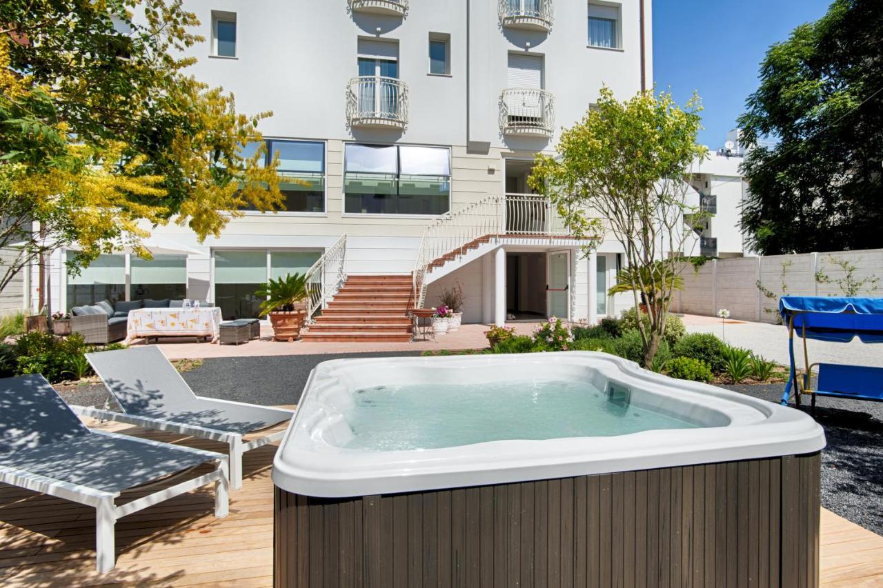 Bed and Breakfast Mon Pays Bellaria-Igea Marina Esterno foto